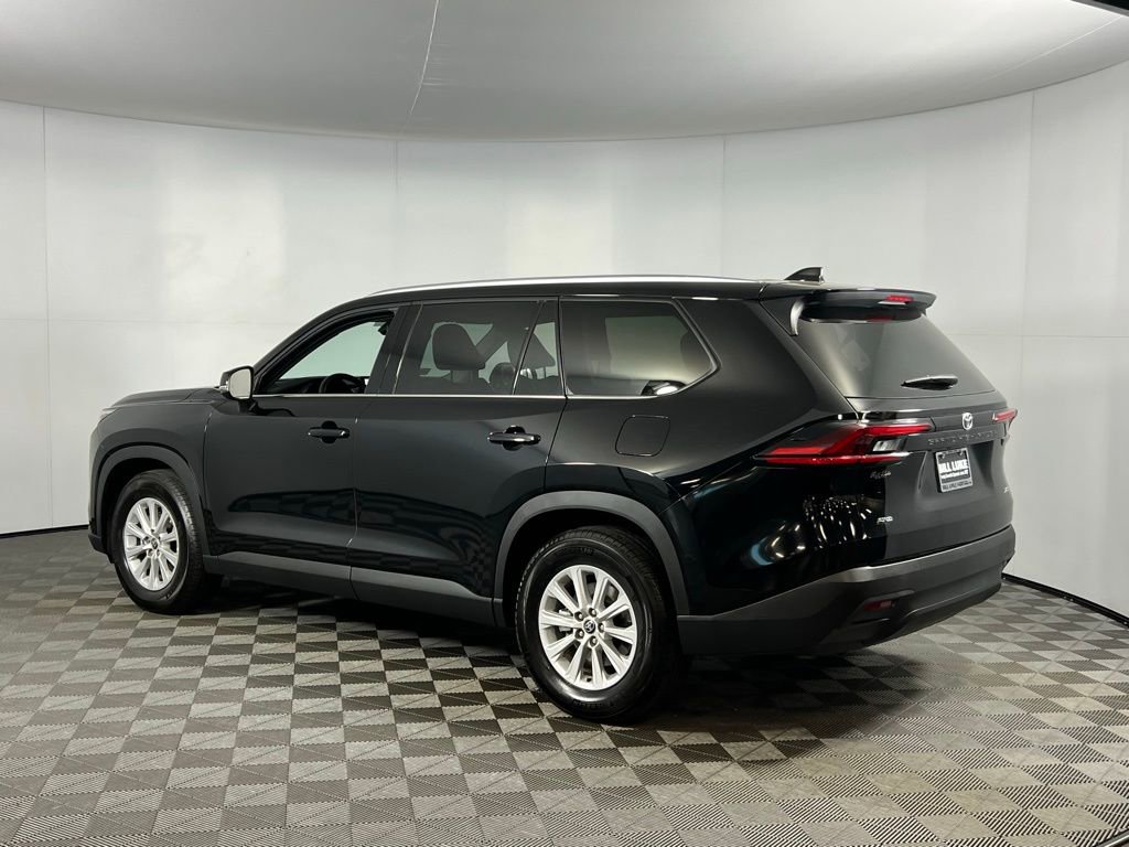 Used 2025 Toyota Grand Highlander AWD image 11