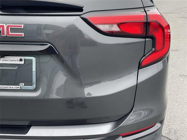 Used 2021 GMC Terrain SLT w/ Elevation Edition image 16