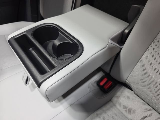 New 2026 Subaru Uncharted AWD image 28
