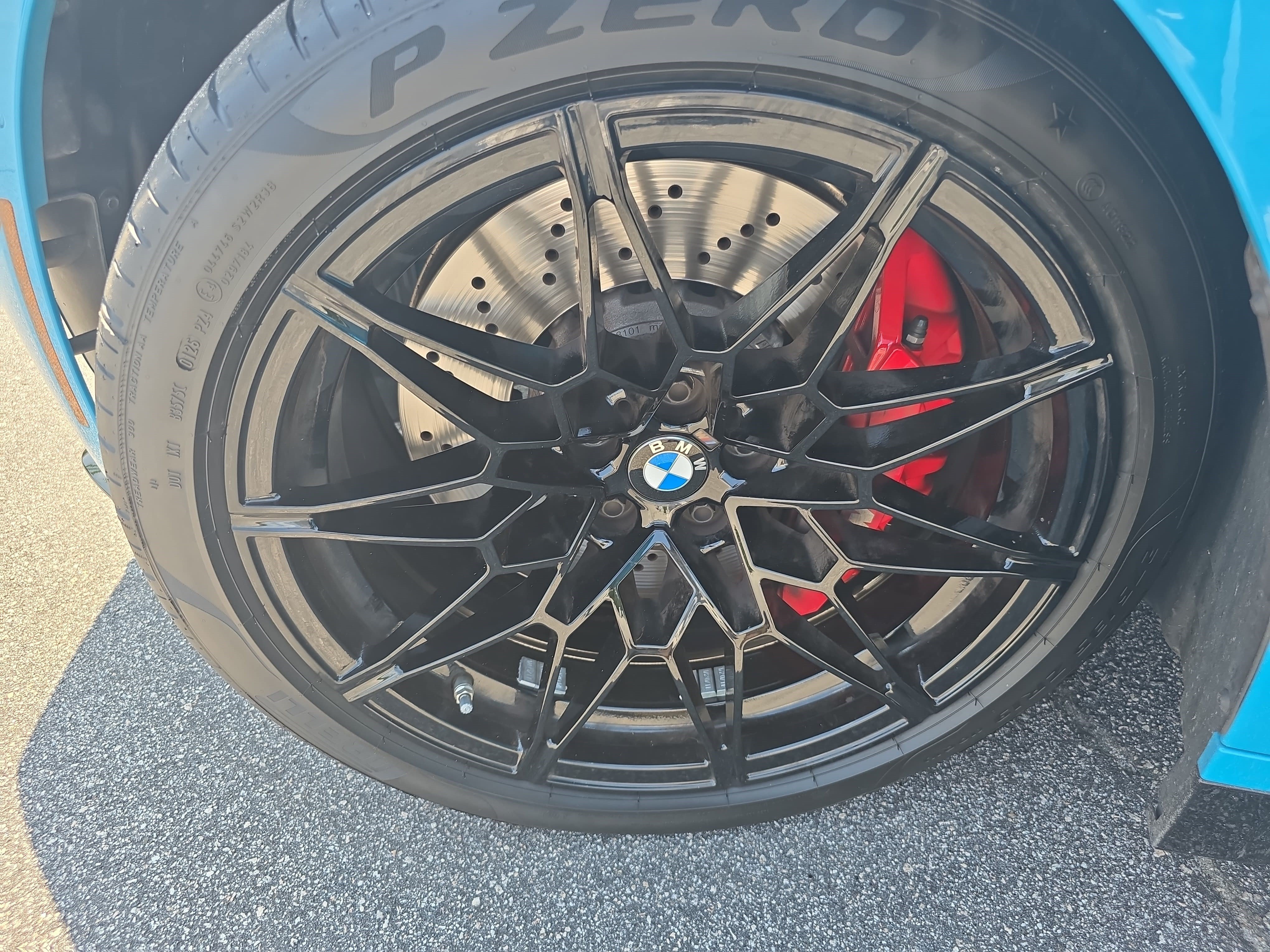 Used 2025 BMW M3 Competition w/ Executive Package RWD image 33