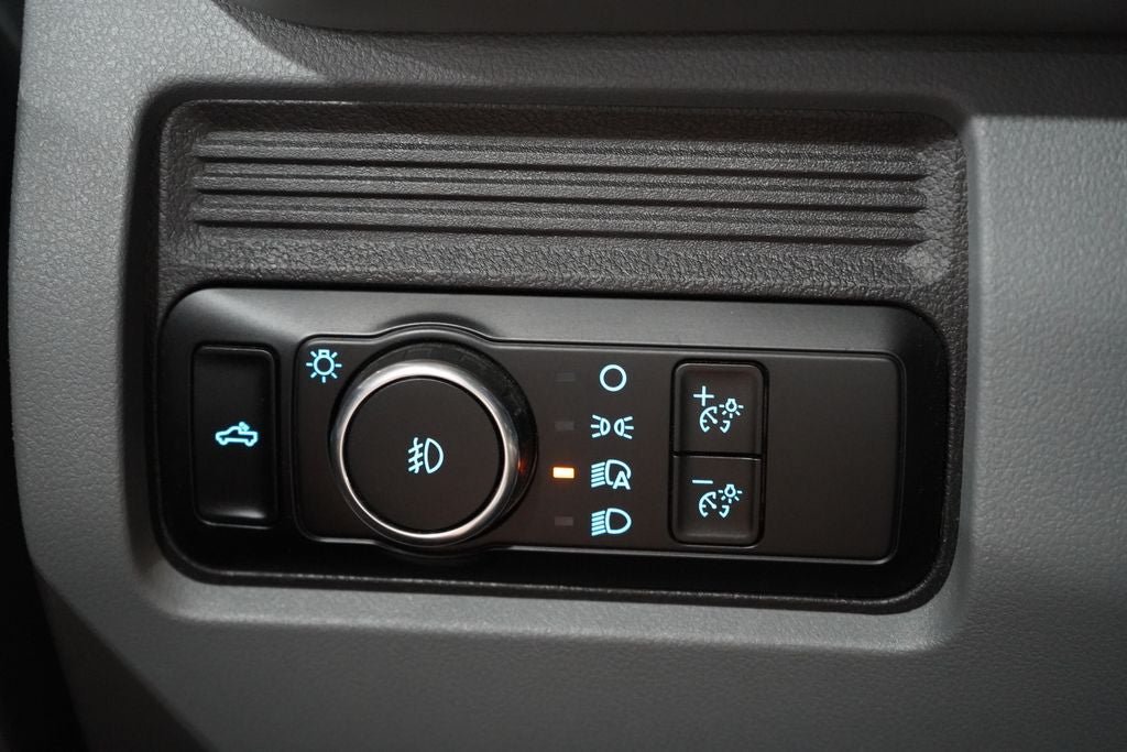 Used 2024 Ford F250 XLT AWD/4WD image 29
