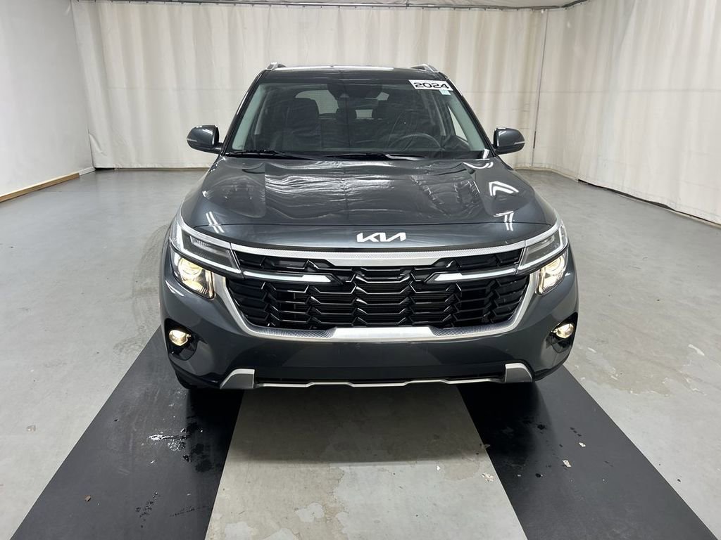 Certified 2024 Kia Seltos S image 3