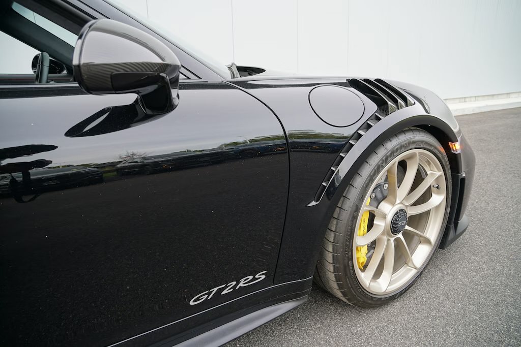 Used 2019 Porsche 911 GT2 RS RWD image 35