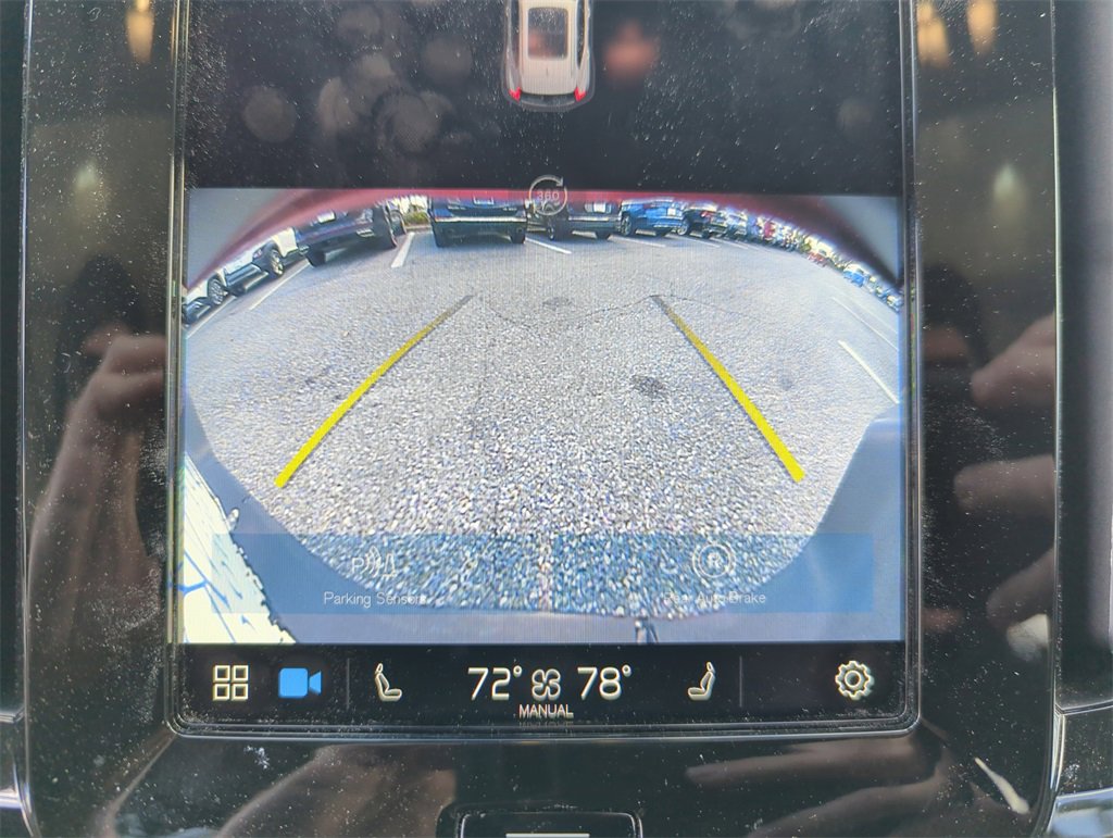 Used 2023 Volvo XC40 B4 Plus w/ Driver Assist Package image 35