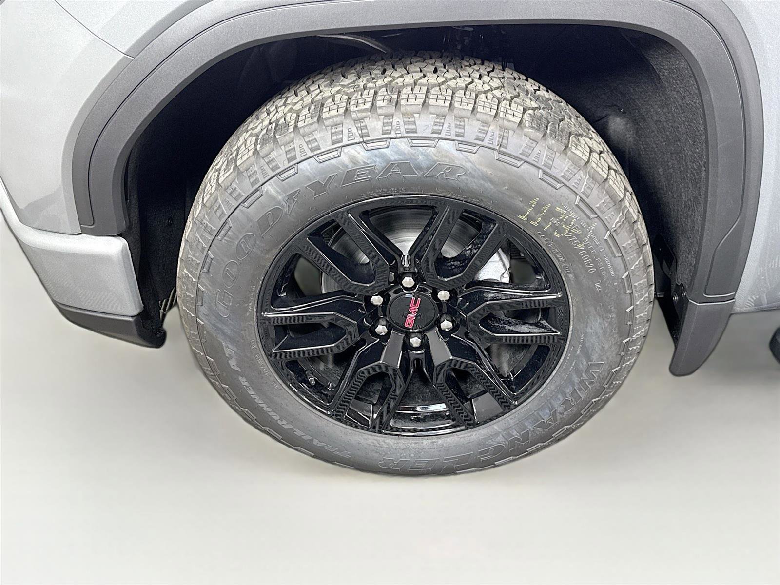New 2026 GMC Sierra 1500 Elevation image 23