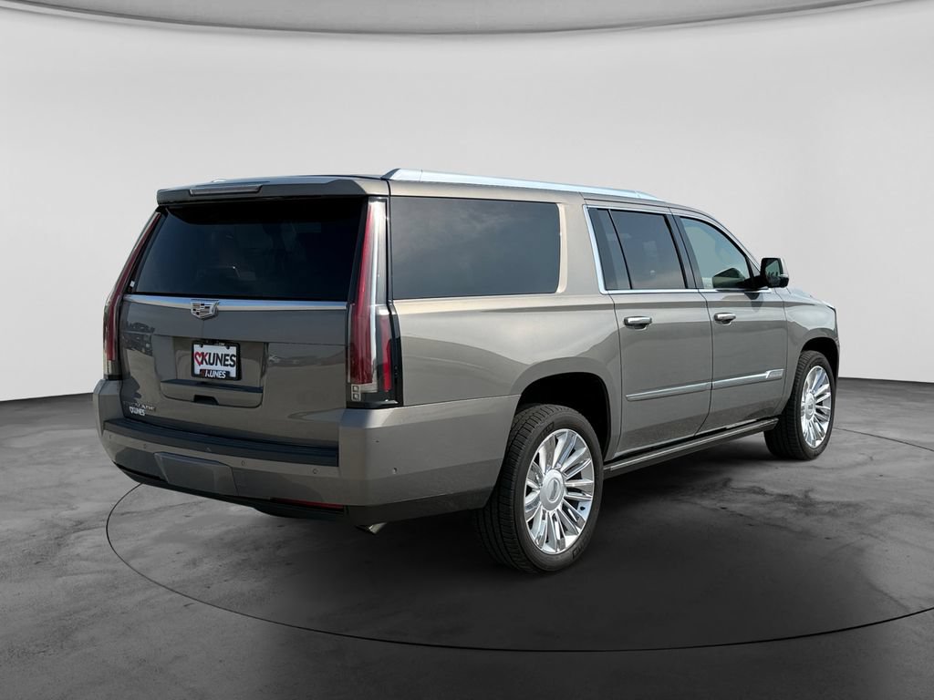 Used 2018 Cadillac Escalade ESV Platinum AWD/4WD image 9