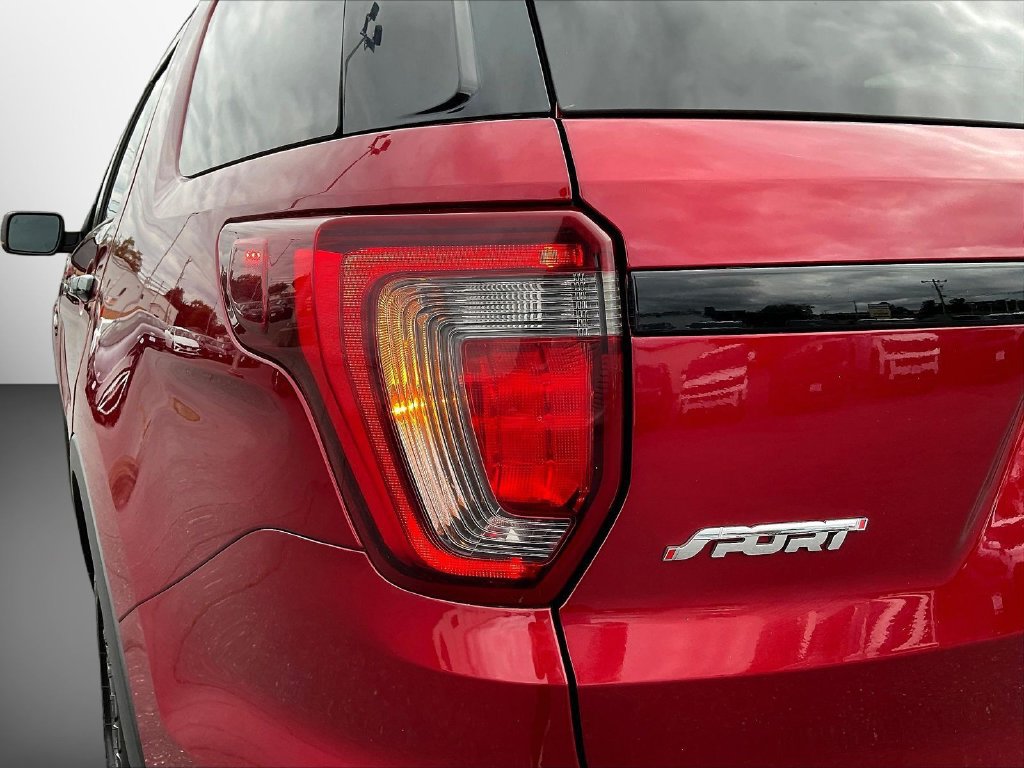 Used 2019 Ford Explorer Sport AWD/4WD image 28