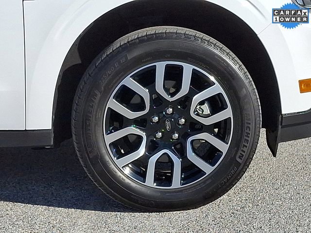 Used 2024 Ford Maverick Lariat image 12