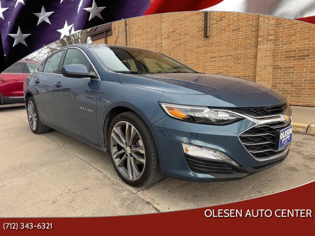 Used 2025 Chevrolet Malibu LT FWD image 1