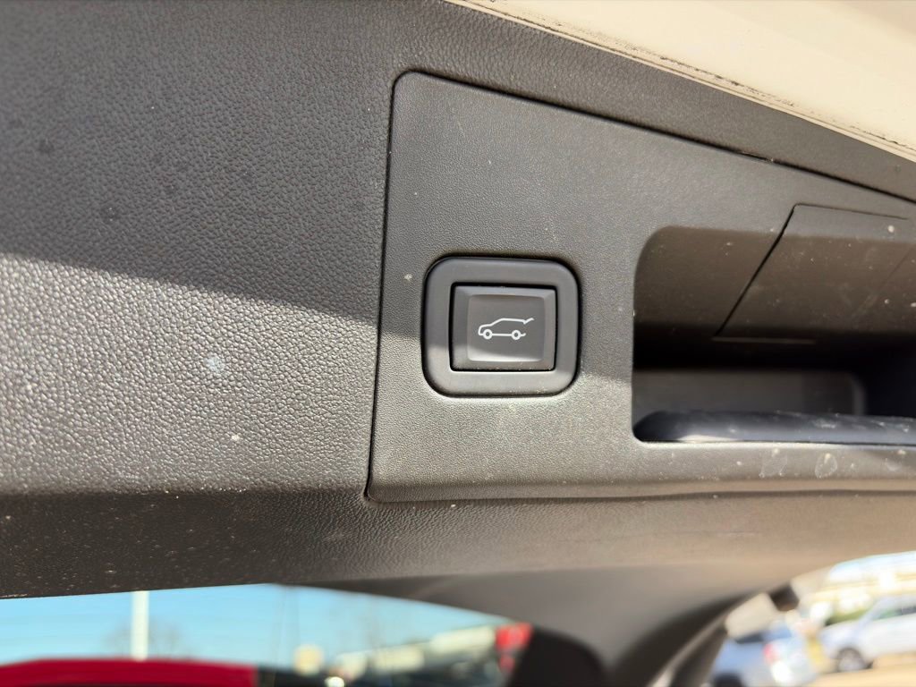 Used 2024 Cadillac XT5 Sportv AWD/4WD image 10