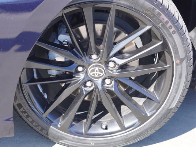 Used 2022 Toyota Camry XSE image 11