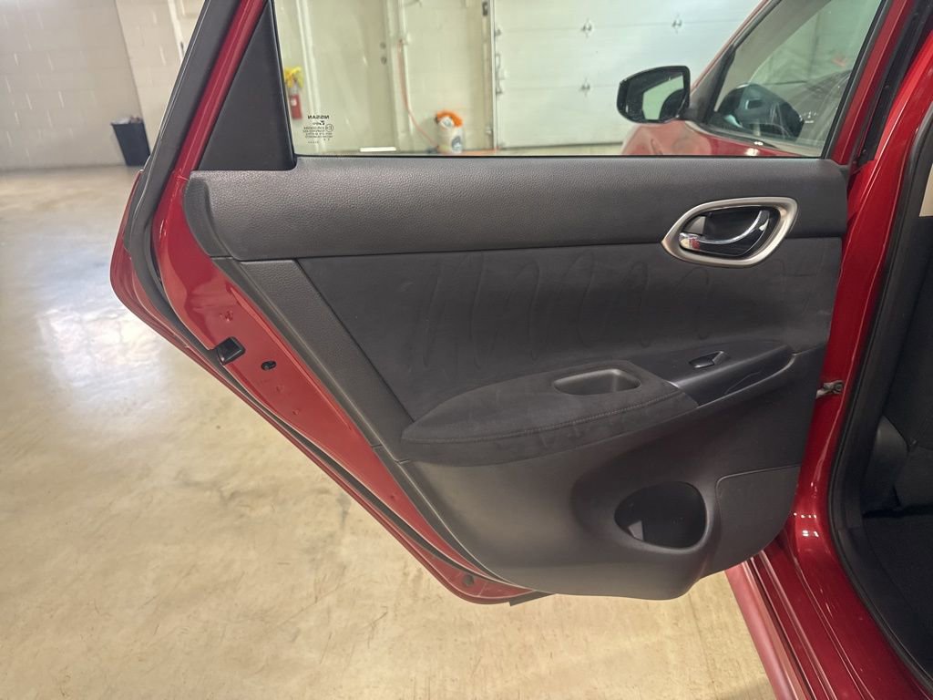 Used 2013 Nissan Sentra SR w/ Driver Pkg FWD image 27