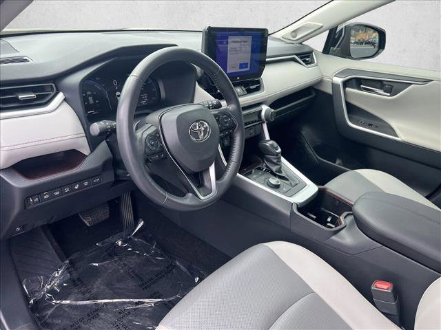 Used 2024 Toyota RAV4 Limited image 9