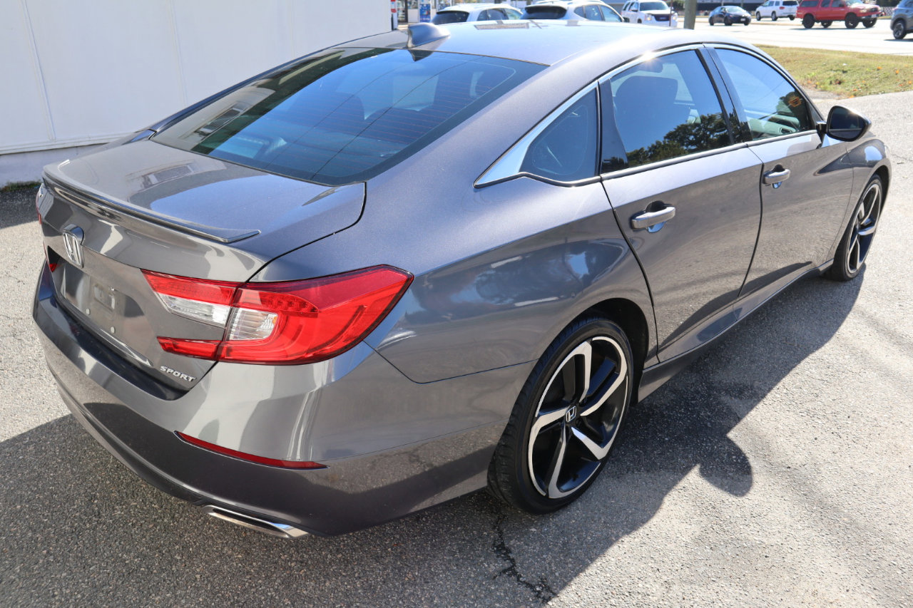 Used 2018 Honda Accord Sport image 7