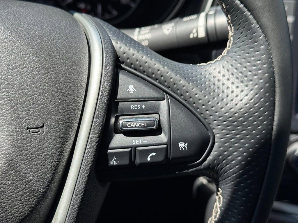 Used 2023 Nissan Maxima Platinum w/ Sport Mat Group FWD image 21