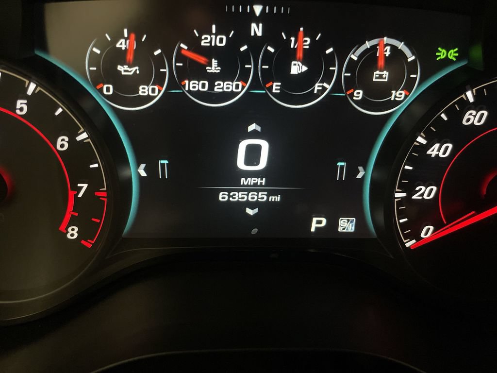 Used 2016 Chevrolet Camaro LT RWD image 6