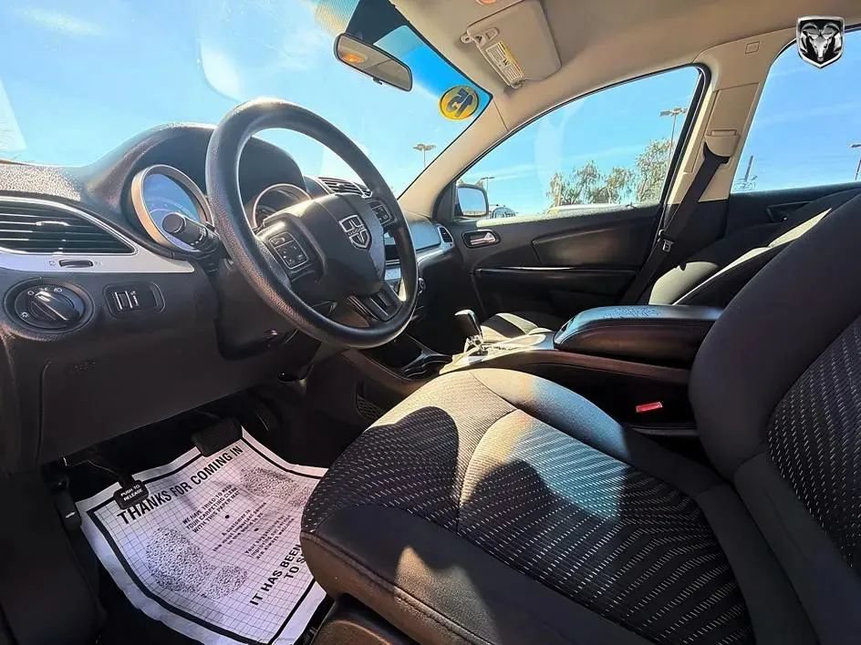 Used 2015 Dodge Journey American Value Package w/ Flexible Seating Group FWD image 9