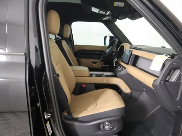 New 2025 Land Rover Defender 130 V8 image 21