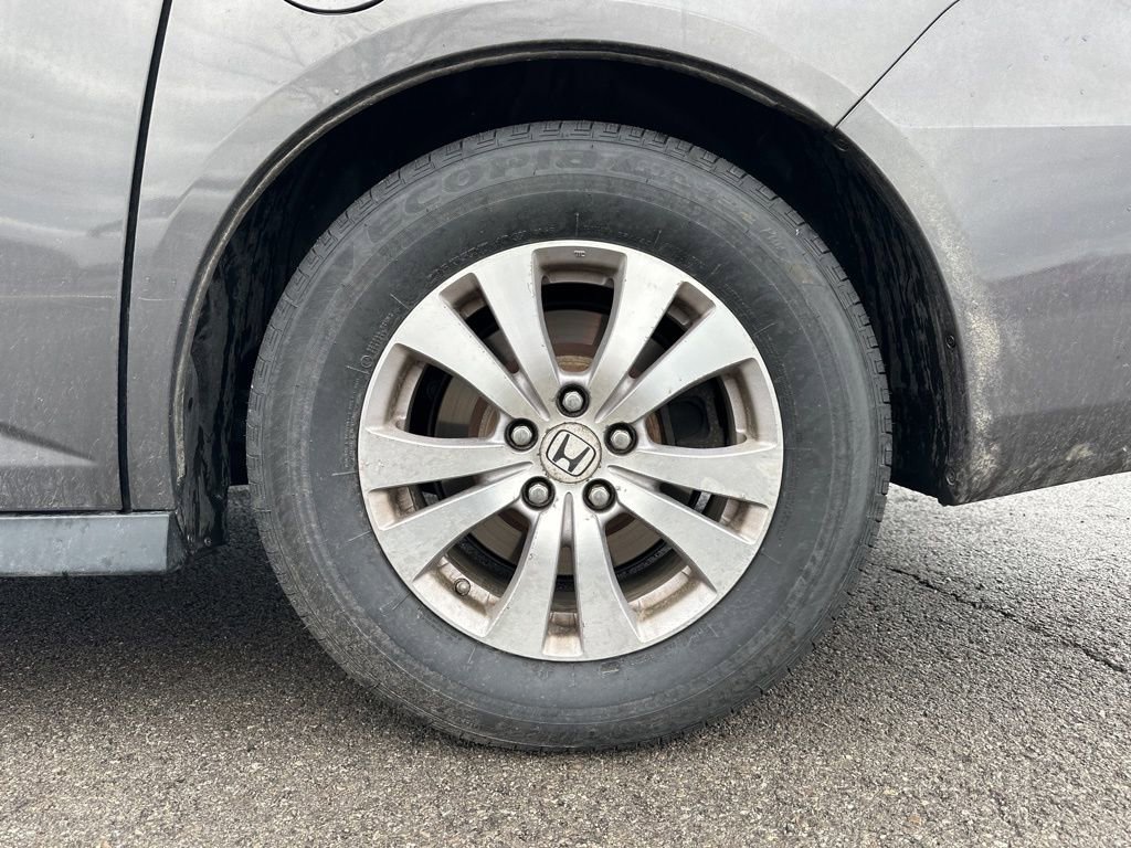 Used 2016 Honda Odyssey SE image 6