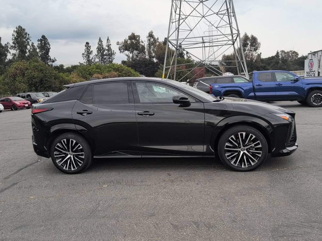 Used 2023 Lexus RZ 450e Premium w/ Cold Area Package AWD/4WD image 4