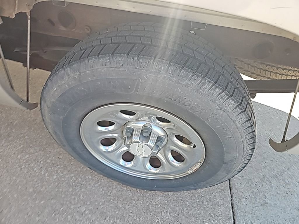 Used 2005 Chevrolet Silverado 1500 LS w/ Light Duty Power Package RWD image 5