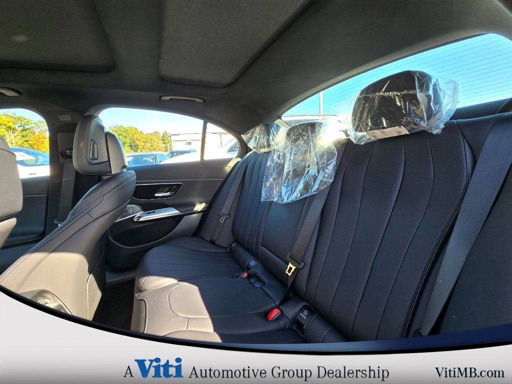 Used 2024 Mercedes-Benz E 350 4MATIC Sedan image 12