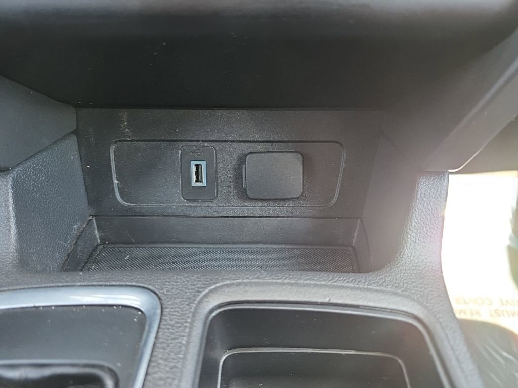 Used 2018 Ford Escape SE image 16