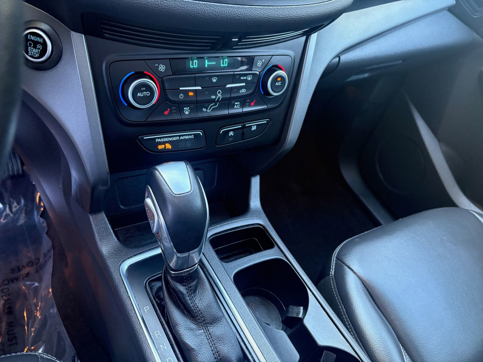 Used 2019 Ford Escape SEL AWD/4WD image 25