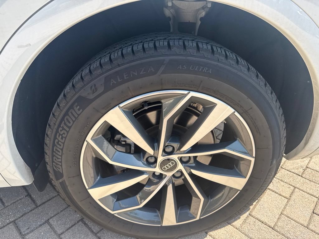 Used 2023 Audi Q5 2.0T Prestige w/ Prestige Package AWD/4WD image 29