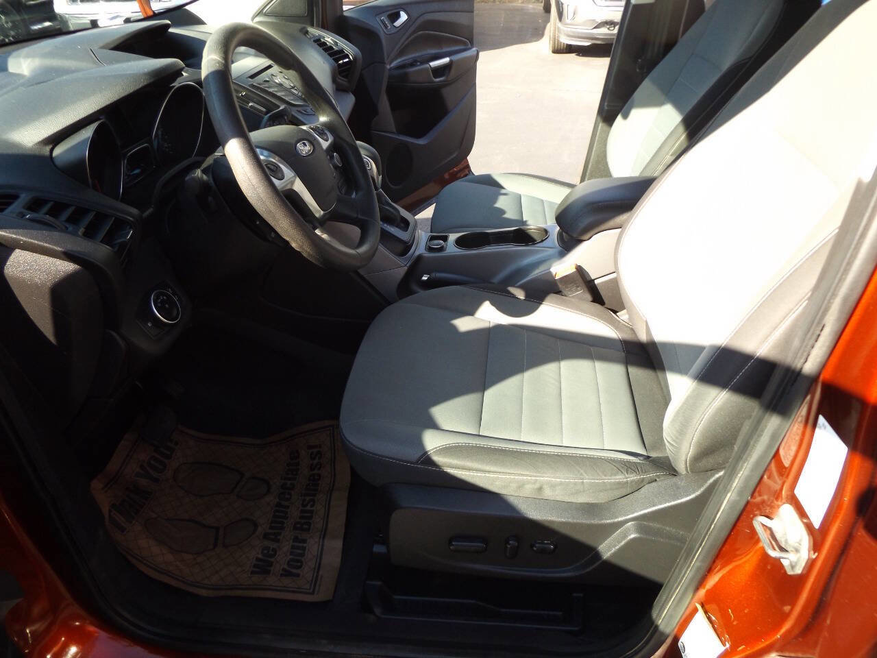 Used 2016 Ford Escape SE image 13