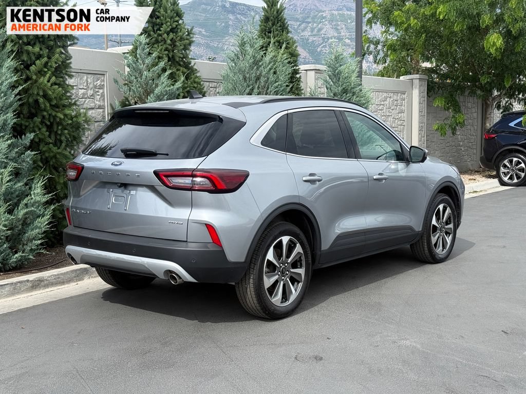 Used 2024 Ford Escape Platinum AWD/4WD image 8