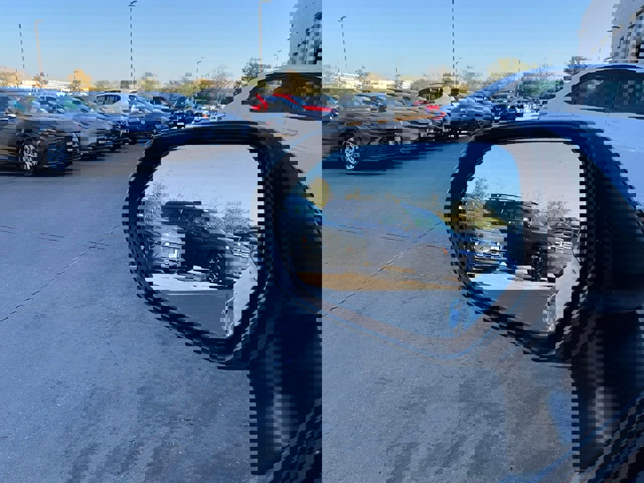 Used 2025 Toyota Camry LE image 18