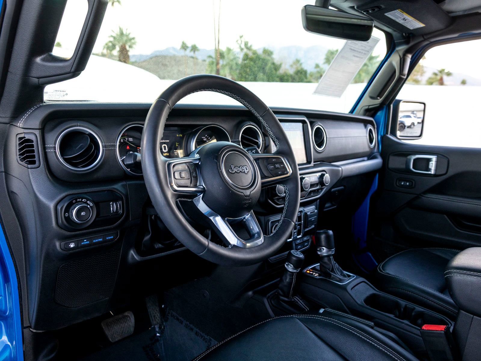 Used 2023 Jeep Wrangler Unlimited Sahara image 15