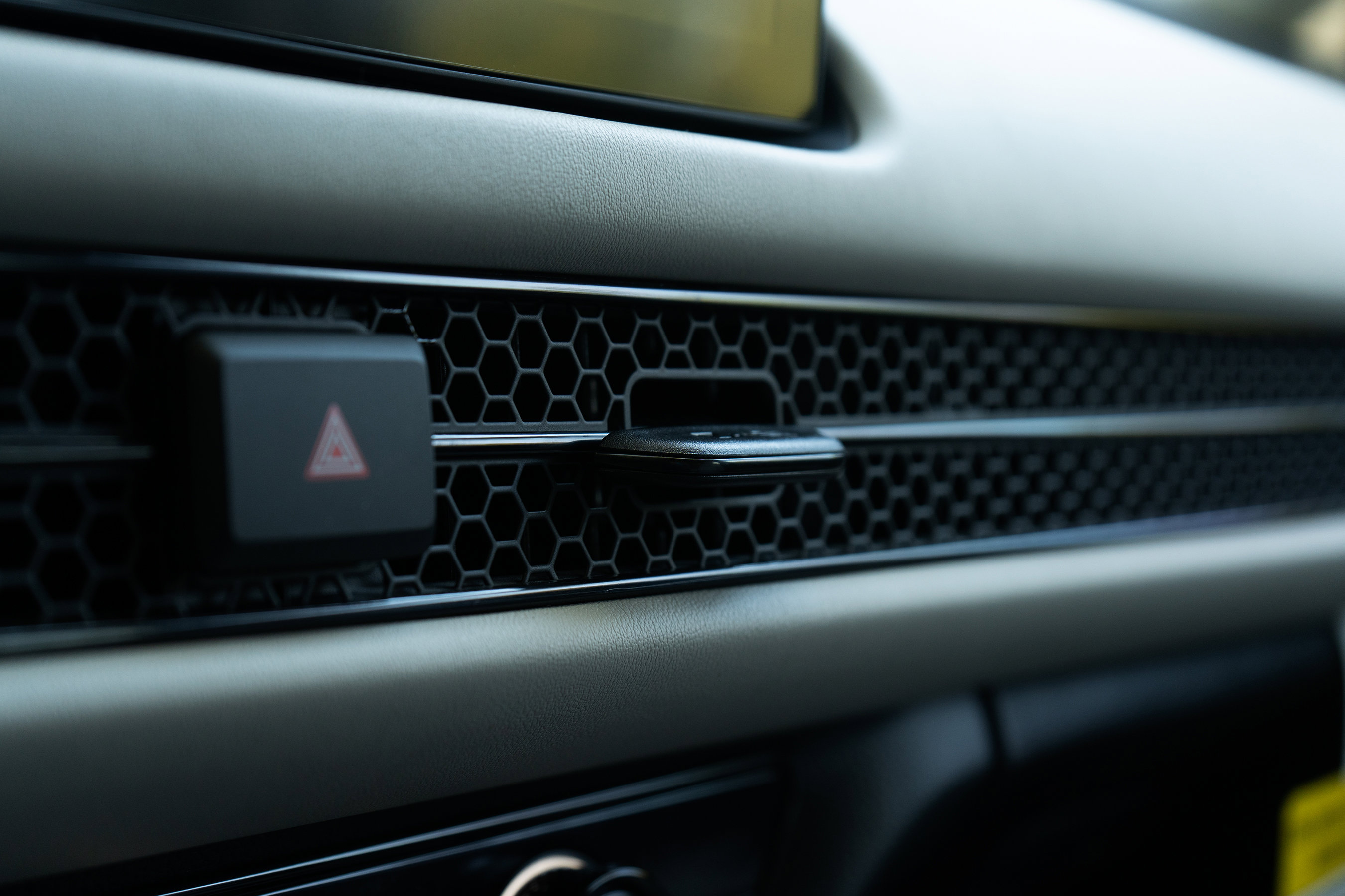 Certified 2026 Honda HR-V LX image 34