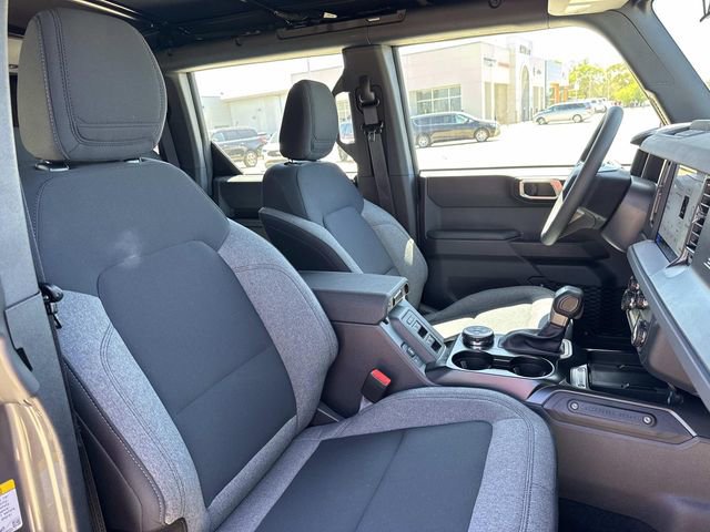 New 2025 Ford Bronco 4-Door image 13