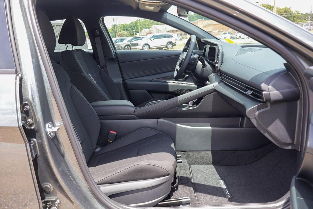 New 2026 Hyundai Elantra Sport FWD image 8