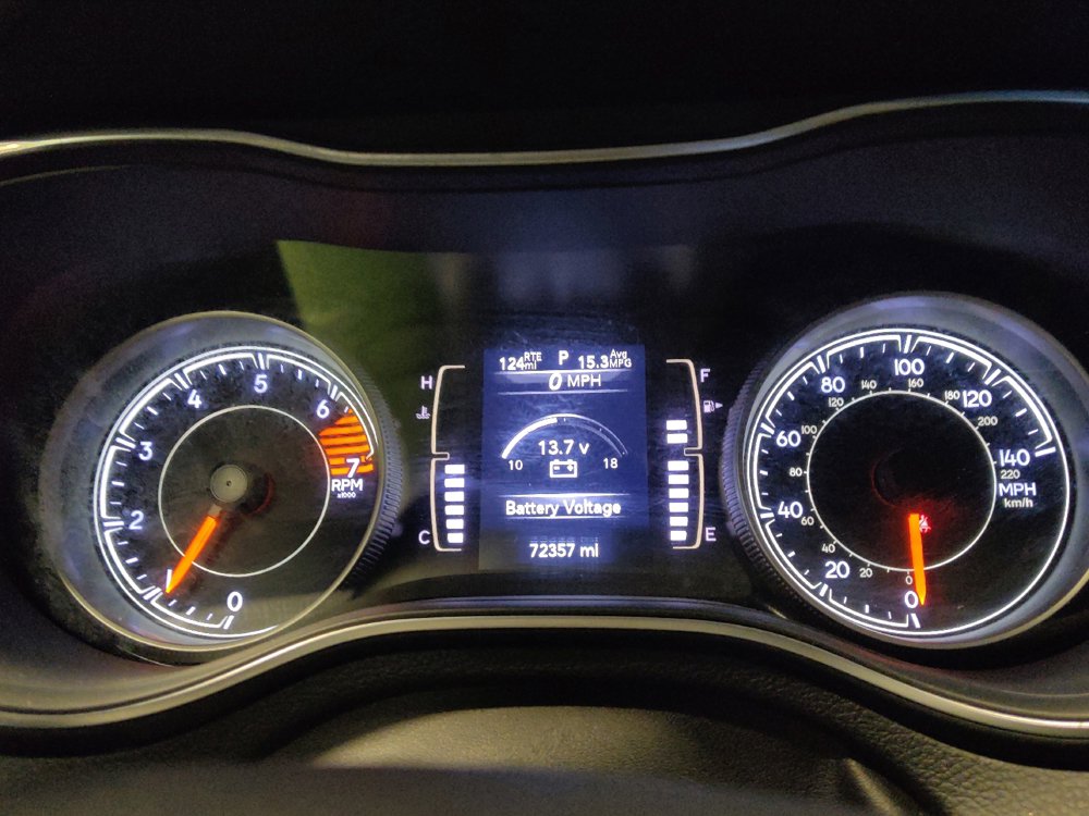 Used 2020 Jeep Cherokee Latitude FWD image 23