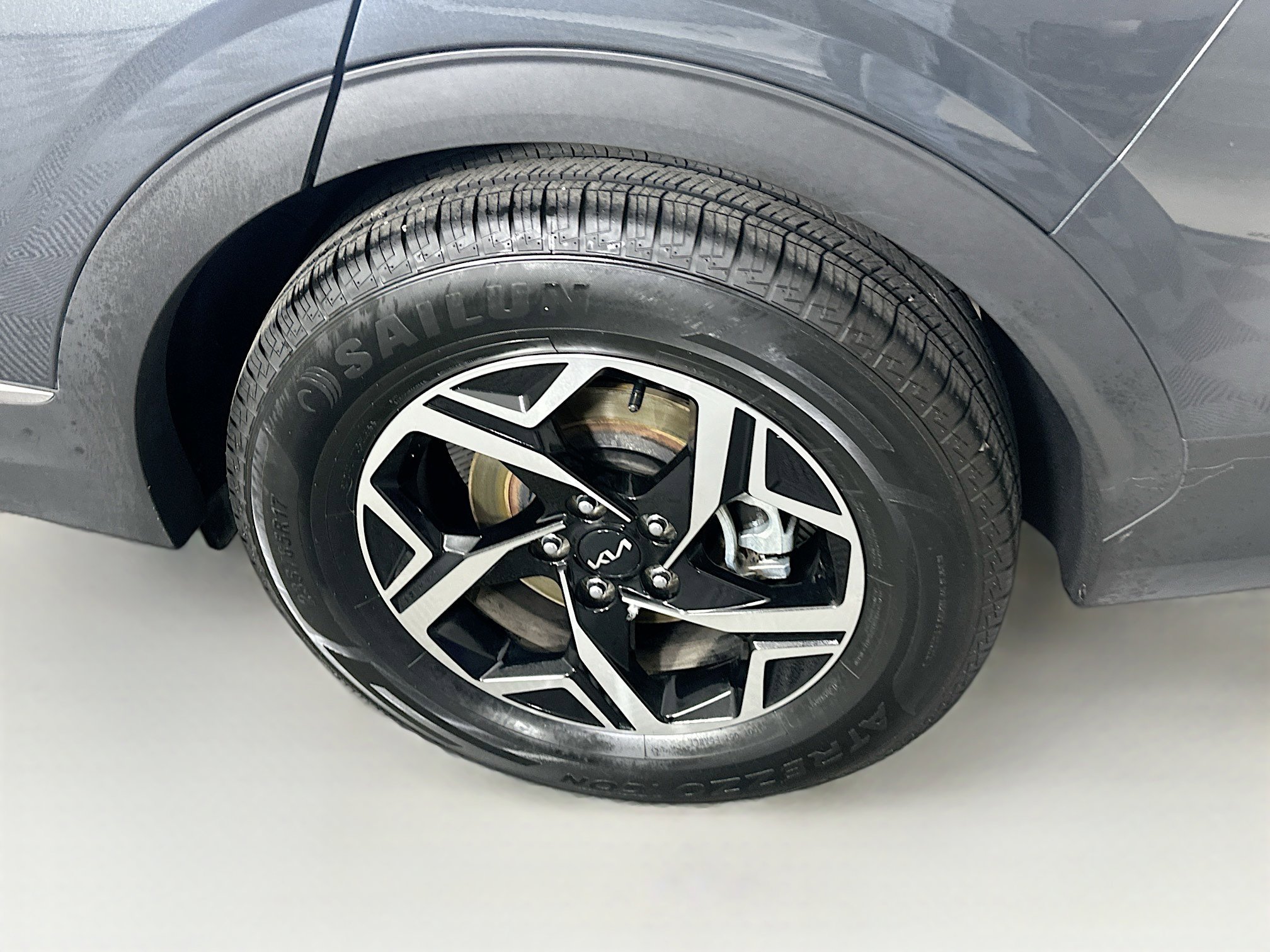 Used 2024 Kia Sportage LX image 11