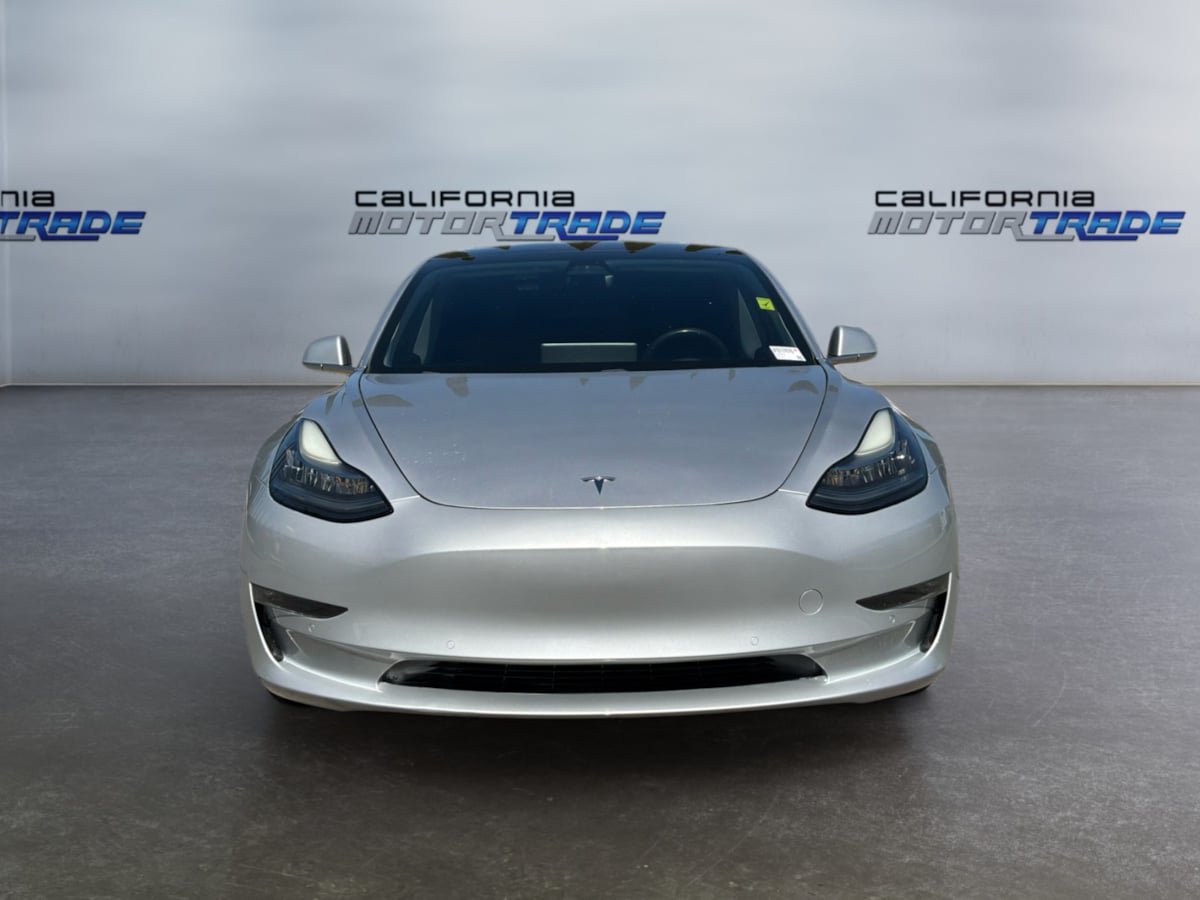 Used 2018 Tesla Model 3 Long Range RWD image 2
