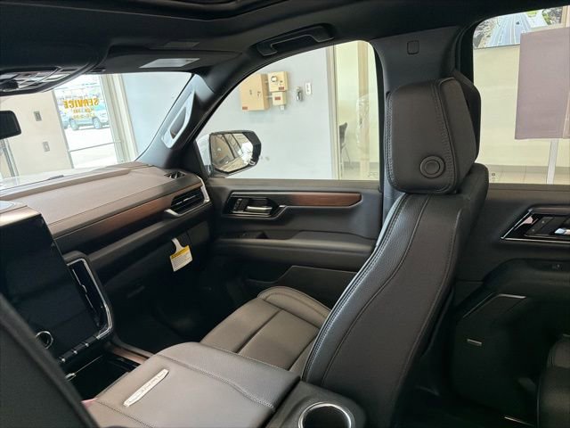 New 2026 GMC Yukon XL Denali w/ Sun & Power Step Package image 28