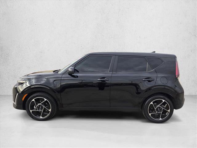 Used 2023 Kia Soul EX image 9
