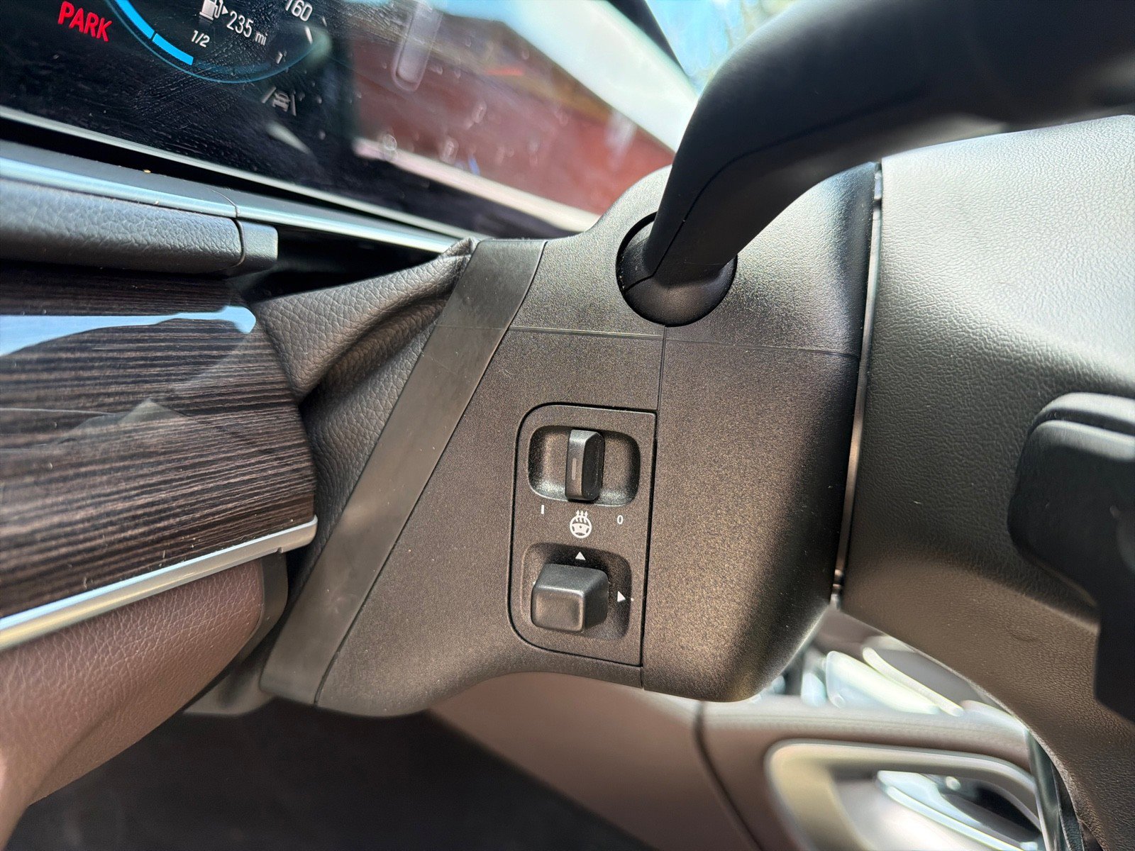 Used 2021 Mercedes-Benz GLE 350 4MATIC image 16