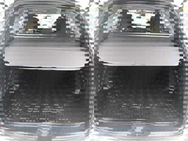 Used 2024 Subaru Outback Premium image 11