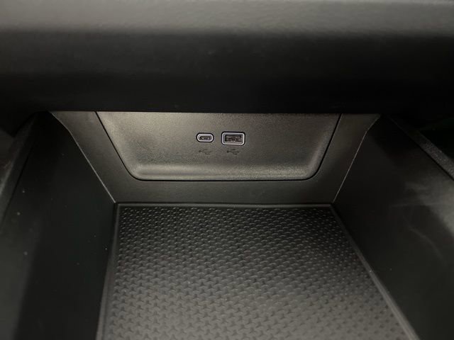 New 2026 Chevrolet Equinox LT w/ LPO, Floor Liner Package image 23