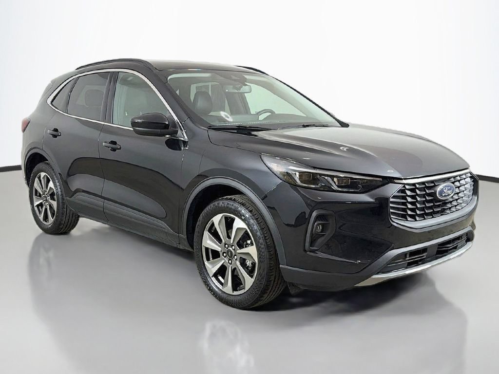 Used 2025 Ford Escape Platinum AWD/4WD image 42