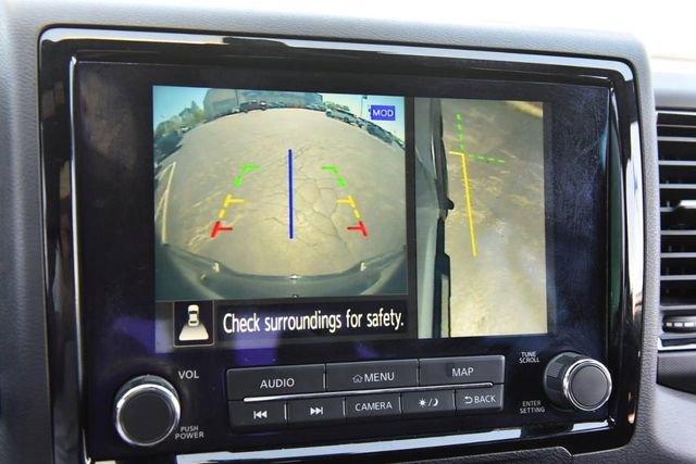 Used 2022 Nissan Frontier PRO-4X image 16