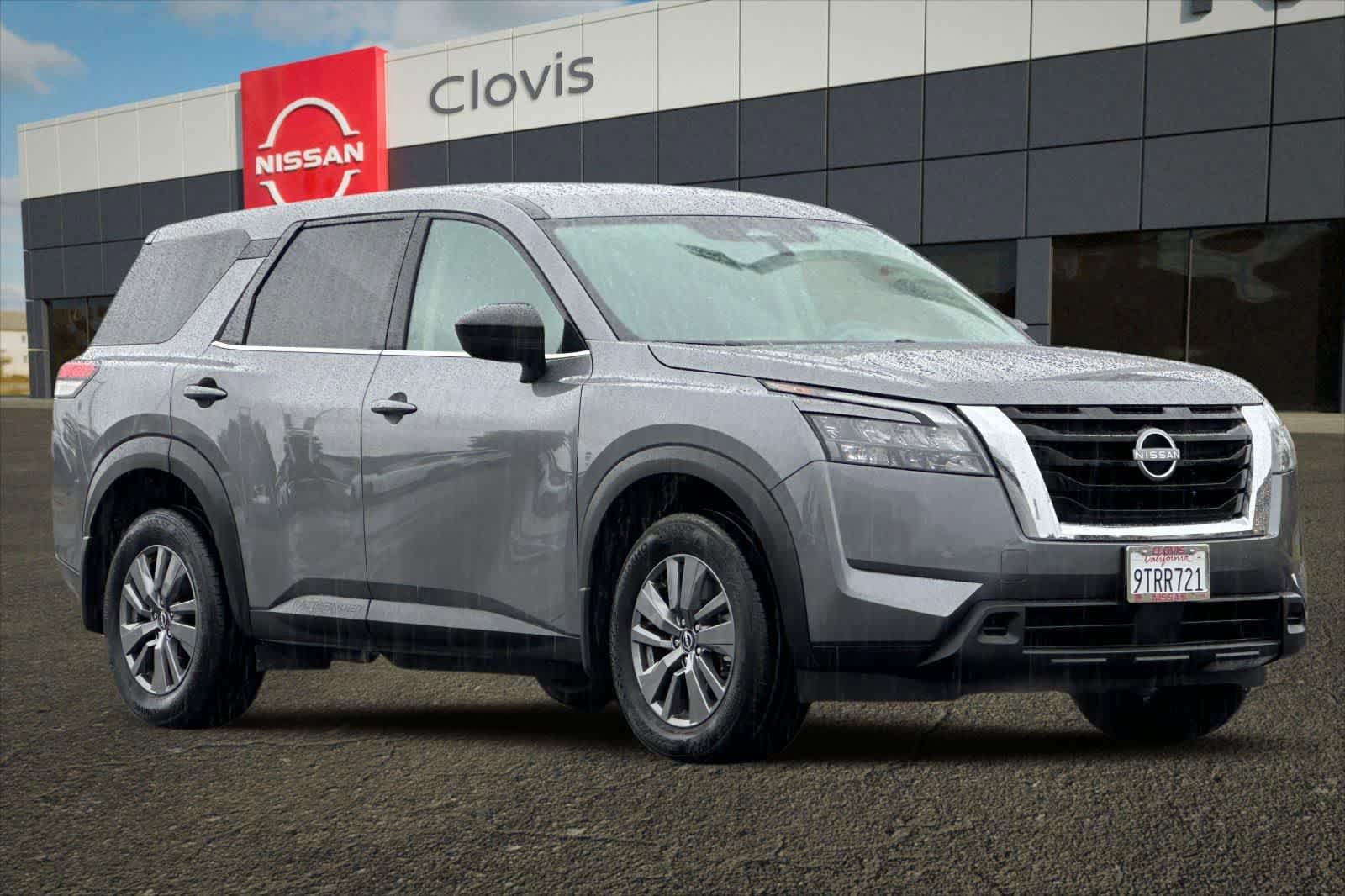 Certified 2025 Nissan Pathfinder S AWD/4WD image 10