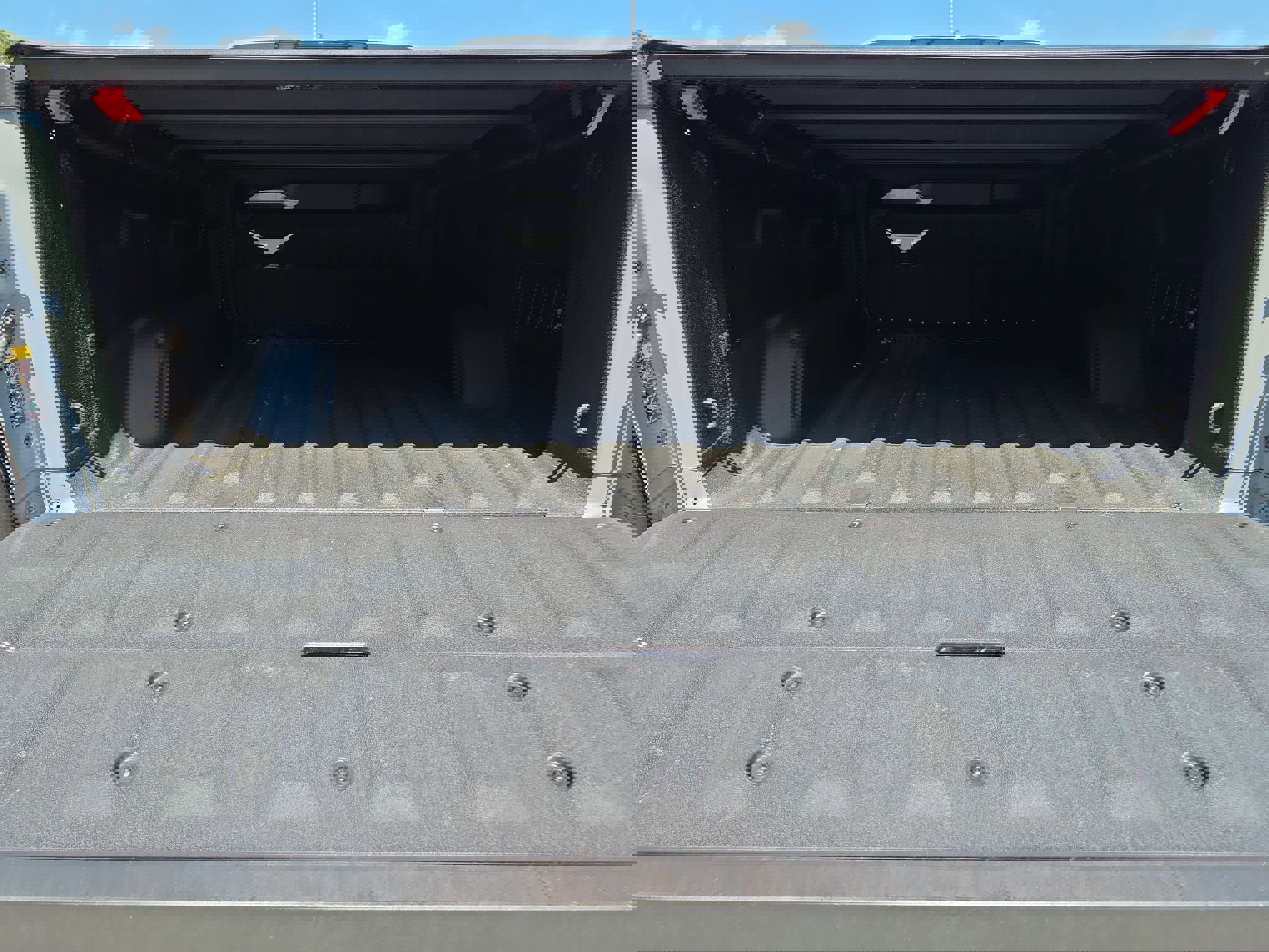 Used 2024 GMC Sierra EV Denali image 12