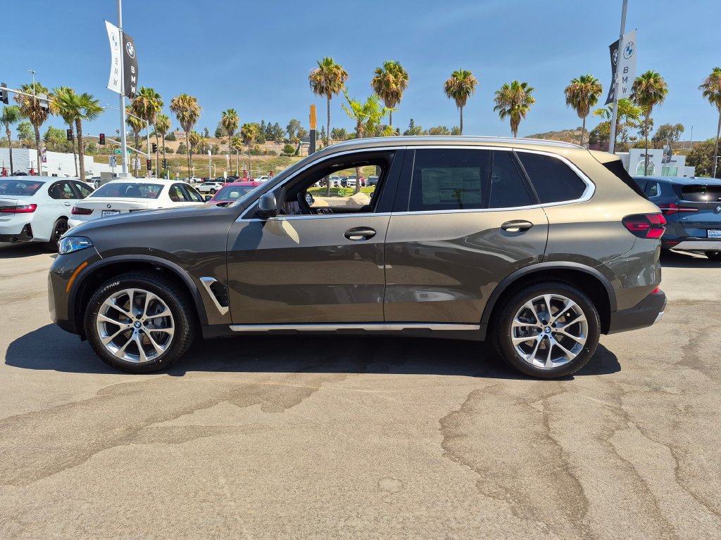 New 2026 BMW X5 sDrive40i w/ Climate Comfort Package RWD image 5