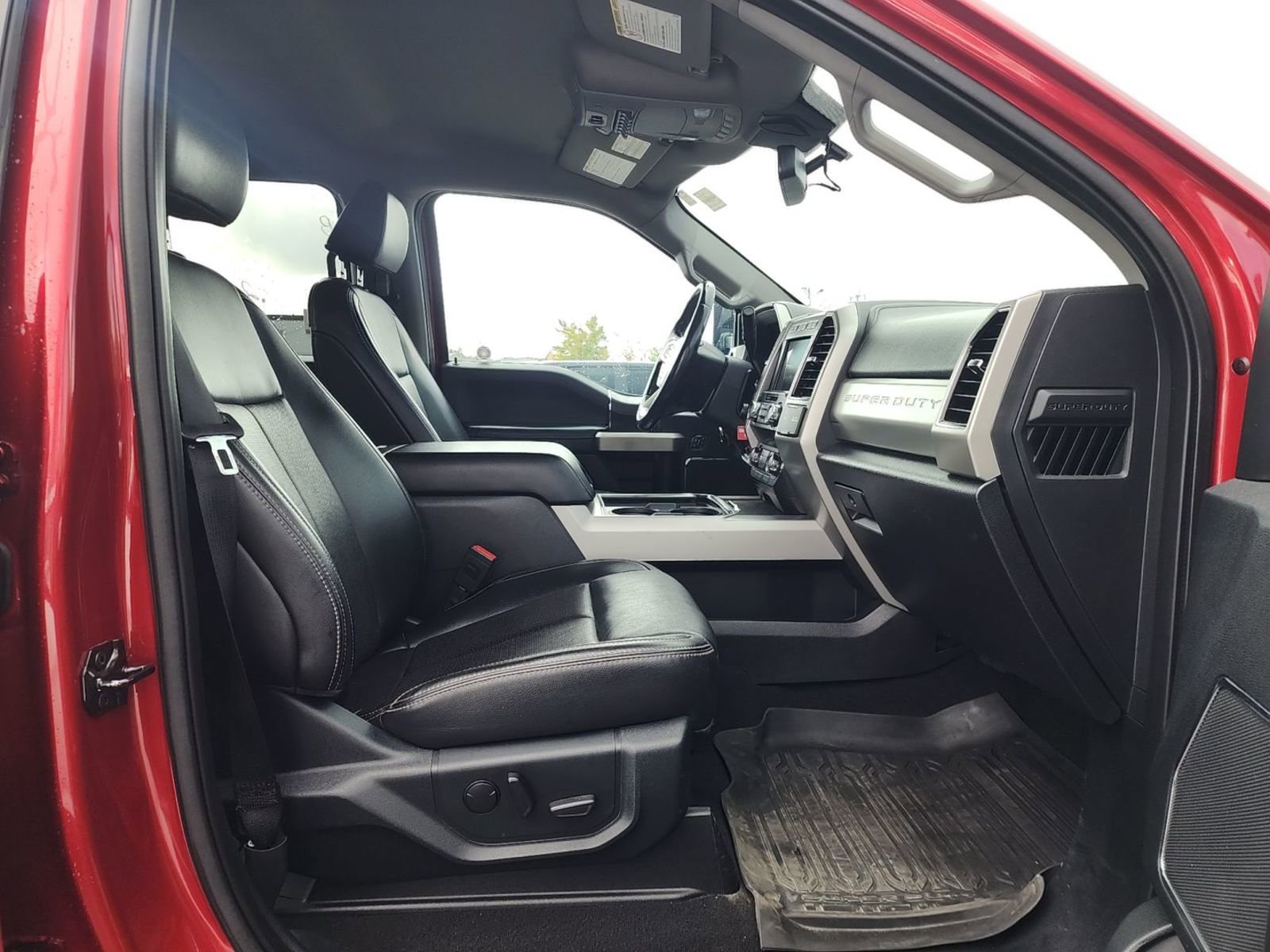 Used 2021 Ford F350 Lariat w/ Tremor Off-Road Package image 8